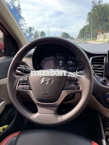 Hyundai Accent 2022 1.4 AT - 40000 km