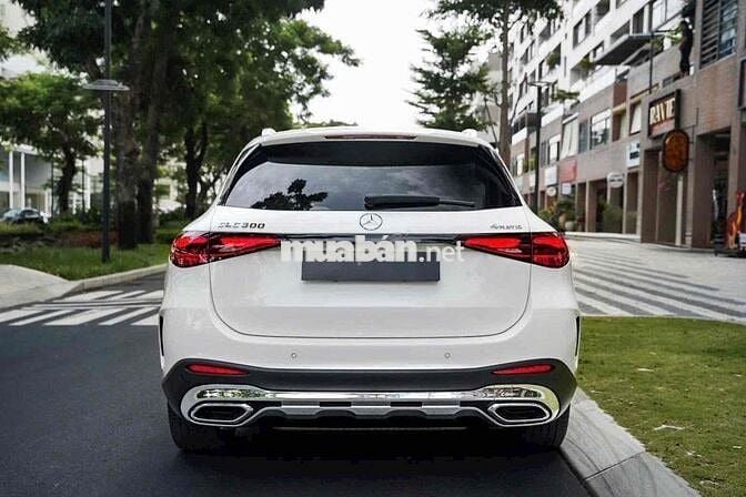 Mercedes-Benz GLC300 v0 all new sản xuất 2023