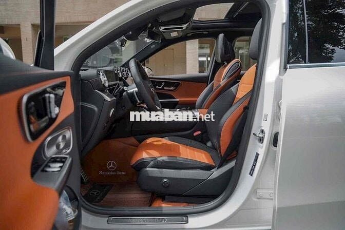 Mercedes-Benz GLC300 v0 all new sản xuất 2023