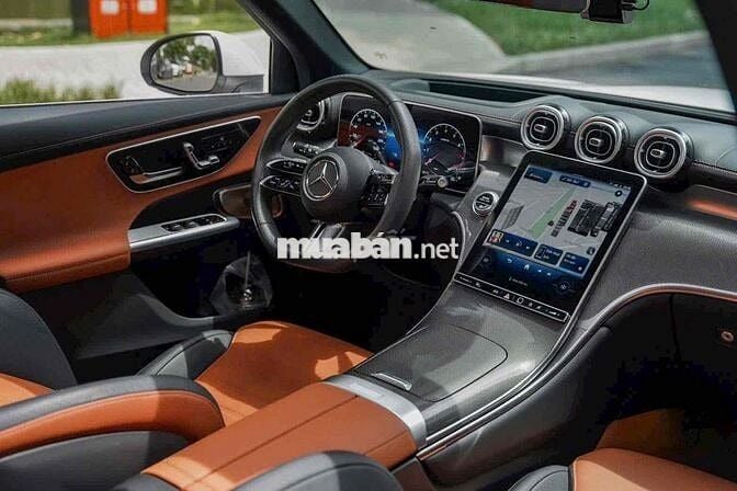 Mercedes-Benz GLC300 v0 all new sản xuất 2023