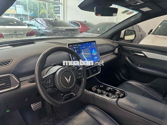 VinFast VF8 2023 Plus - 22000 km