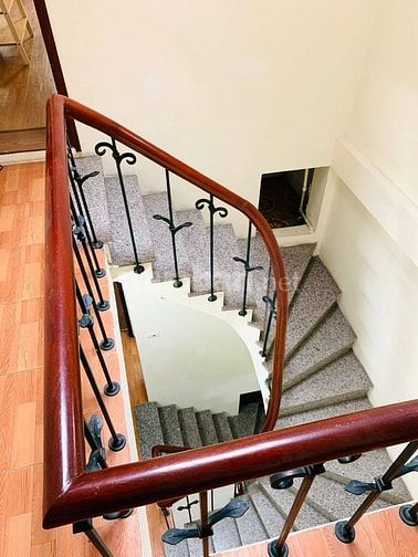 Bán nhà phố Lạc Trung P/Lô ô tô vào nhà, Dt 67m2, 3t, giá 15.65 tỷ,