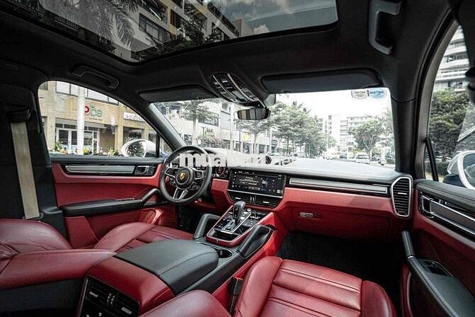 Cayenne Coupe Model 2023 màu trắng nt đỏ siêu đẹp