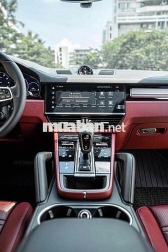Cayenne Coupe Model 2023 màu trắng nt đỏ siêu đẹp