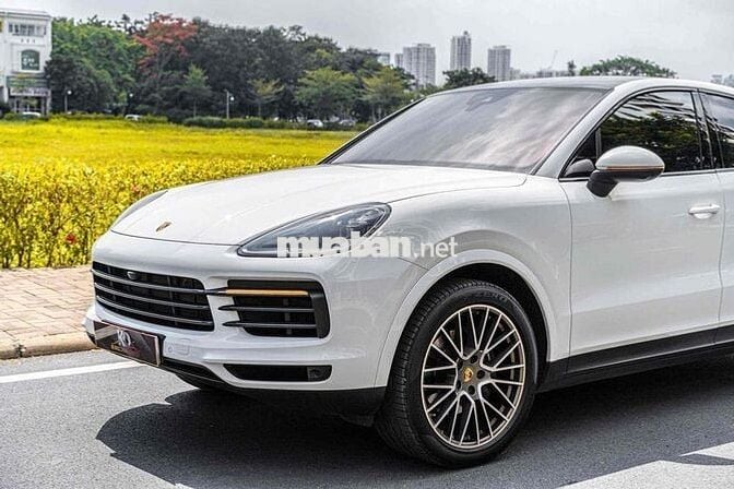 Cayenne Coupe Model 2023 màu trắng nt đỏ siêu đẹp