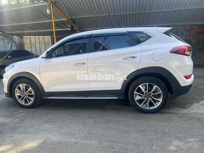 Hyundai Tucson 2018 2.0 AT Spec - 9 km