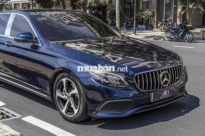 Mercedes_E200_Sport 2020 màu xanh nt nâu siêu đẹp