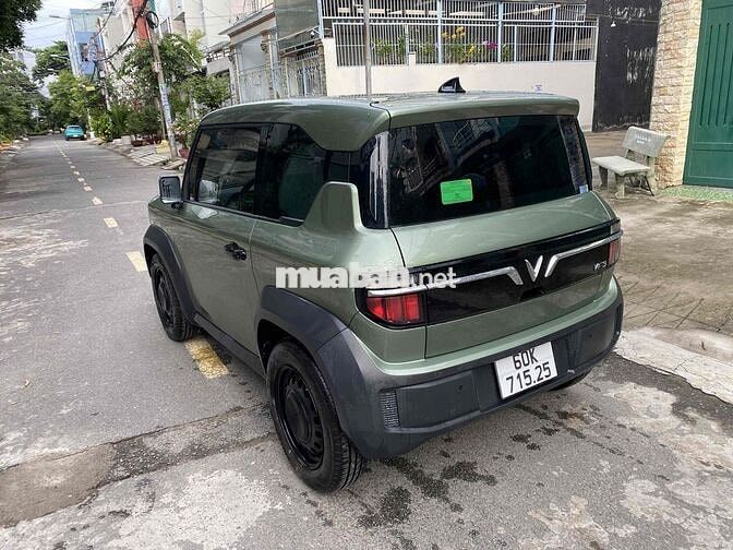 VinFast VF3 Mua Pin T7/2025 màu xanh bộ đội 400km