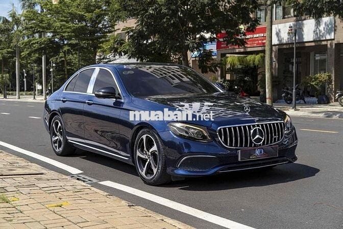 Mercedes_E200_Sport 2020 màu xanh nt nâu siêu đẹp