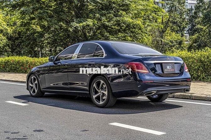 Mercedes_E200_Sport 2020 màu xanh nt nâu siêu đẹp