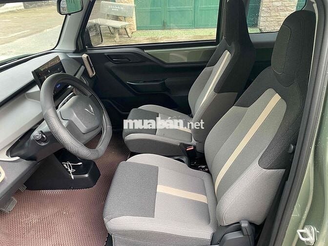 VinFast VF3 Mua Pin T7/2025 màu xanh bộ đội 400km