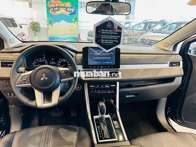 Mitsubishi Xpander 2024 Premium 1.5 AT - 9600 km