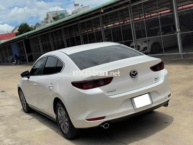 Mazda 3 2021 1.5 Deluxe - 22000 km