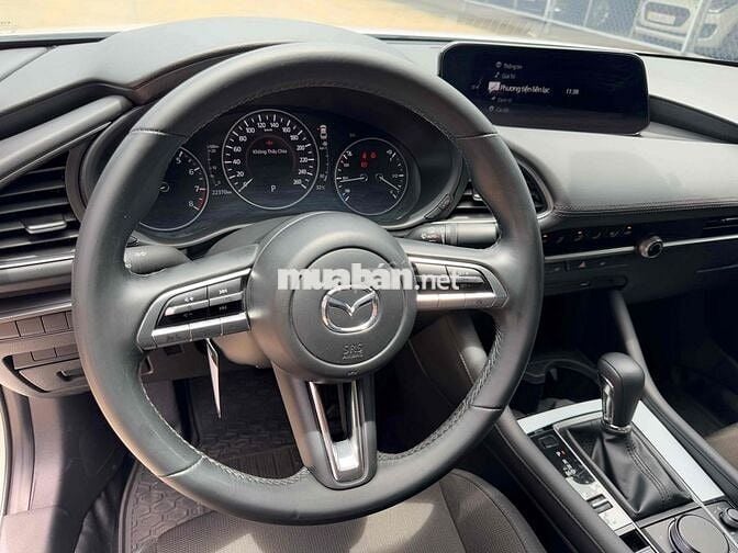 Mazda 3 2021 1.5 Deluxe - 22000 km