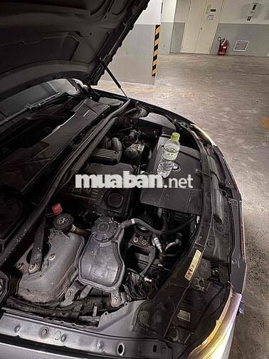 BMW 320i E90
