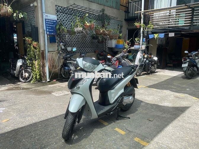 mình chính chủ bán sh ý 150i sm110 2012 nguyên zin