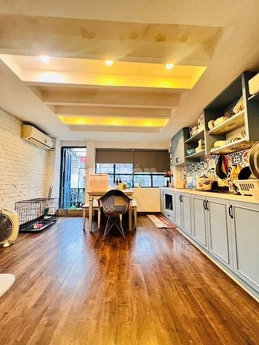 Nhà 52m2, ngay gần Hồ Hoàng Cầu, Ô Chợ Dừa kéo dài, tương lai cực sáng
