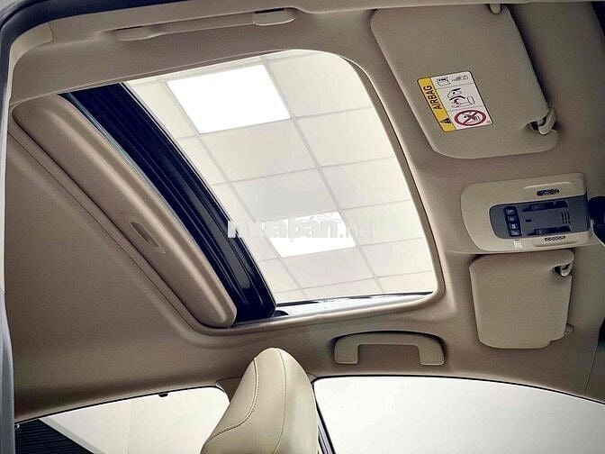 🚘 Toyota Camry 2.0Q 2022 - Đăng kí lần đầu 12/2022