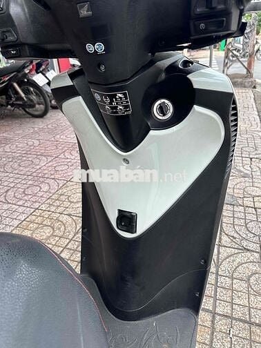 Sh ý 150i sm 109.giá tốt bstp ngay chủ