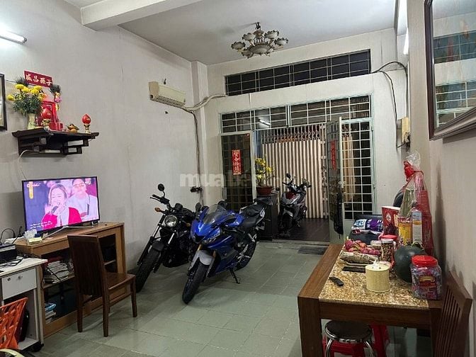 Bán nhà mặt tiền số 35 Khuông Việt phường Phú Trung quận Tân Phú TP Hồ