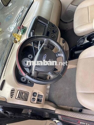 Ford Escape 2005 2.3 AT - ngay chủ ko hao xăng