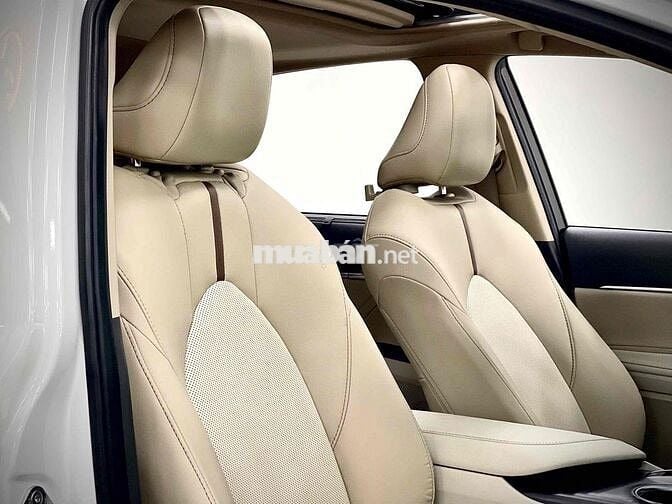 🚘 Toyota Camry 2.0Q 2022 - Đăng kí lần đầu 12/2022