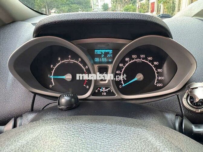 120 2016 1.5L Titanium AT - 89000 km