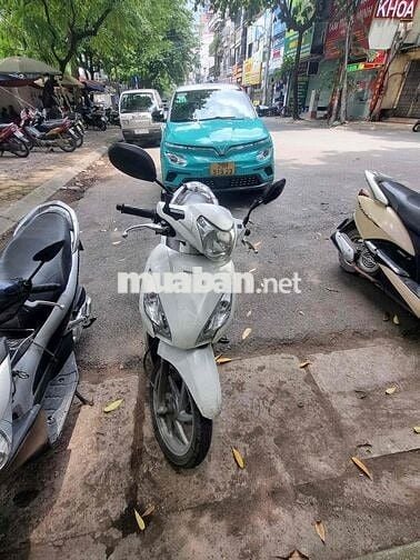 vision màu trắng.1 chủ từ đầu