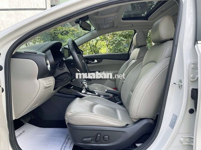 Kia Cerato 1.6AT Luxury 2020 Gia Đình 1Chủ Cực Đẹp
