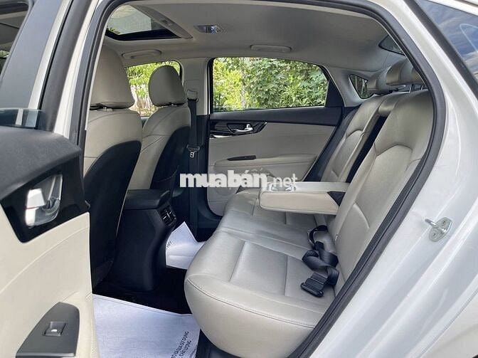 Kia Cerato 1.6AT Luxury 2020 Gia Đình 1Chủ Cực Đẹp
