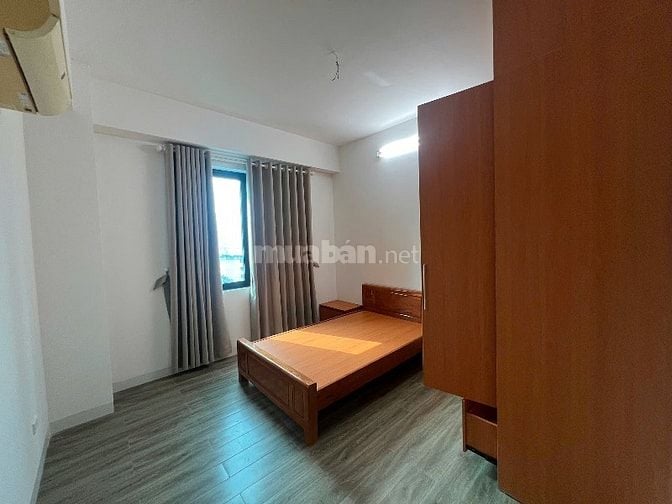 Cho thuê căn hộ chung cư mặt đường Trần Thái Tông Cầu Giấy Hà Nội