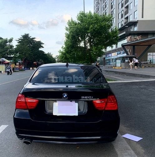 Dư dùng Bán rẻ BMW 320i 2012 Zin rất đẹp. Hoặc đổi xe lớn hơn!