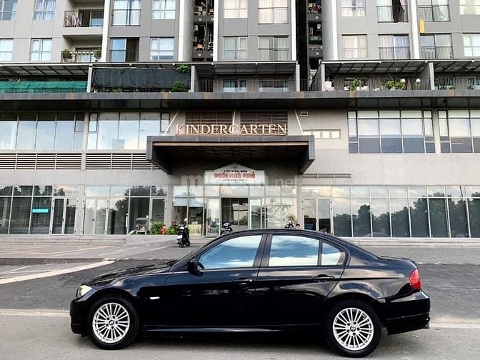 Dư dùng Bán rẻ BMW 320i 2012 Zin rất đẹp. Hoặc đổi xe lớn hơn!