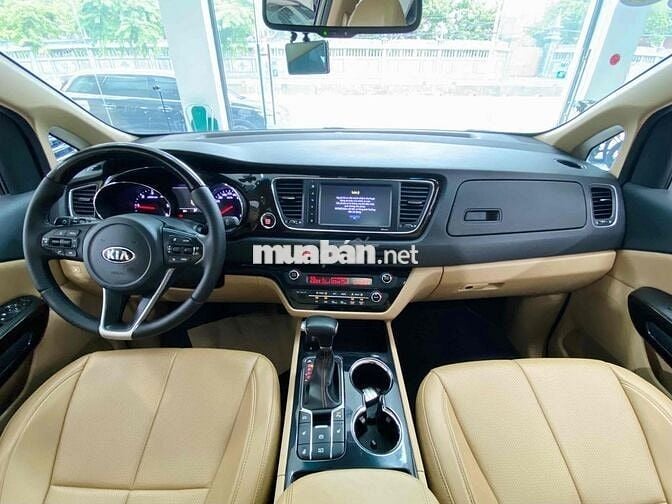 Kia Sedona 2018 2.2L DATH - 85000 km