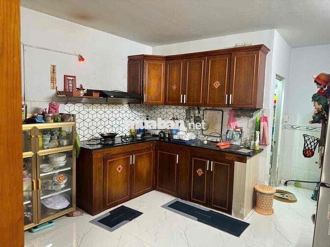 Nhà(4x15m) Lê Trọng Tấn Gác Lửng 2PN Hẻm Xe hơi