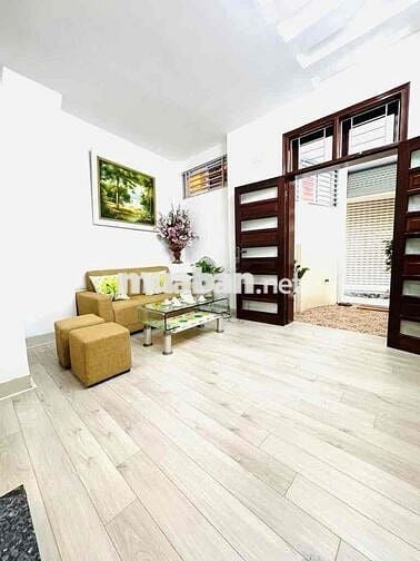 Chính Chủ Cần Bán Nhà Phố Giáp Nhị-45m-5 tầng- 10m ra mặt phố