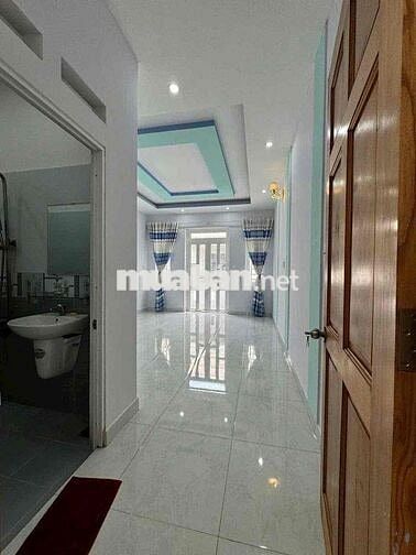 nhà 1 trệt 3 lầu 4 phòng ngủ 5wc sân thượng, hẻm mã lò