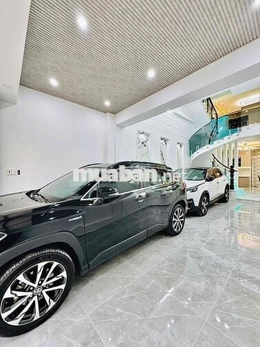 Cần bán nhà đường Hoa Lan, P.2, Q. Phú Nhuận. Giá 5Tỷ900/ 4,5m x 12m.