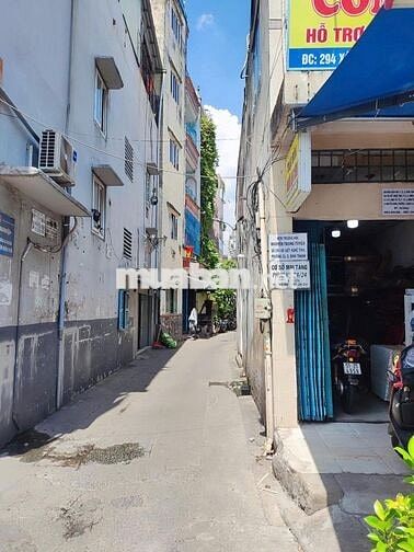 Bán nhà 2 mặt tiền Bình Thạnh – gần Hàng Xanh, thuận tiện kinh doanh