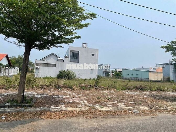 Cần bán đất đường 27m điện ngọc điện bàn