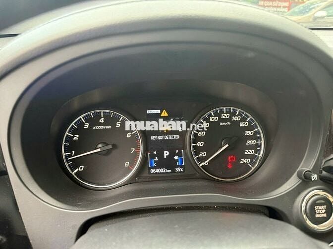 Mitsubishi Outlander 2.4L 2 cầu 2018