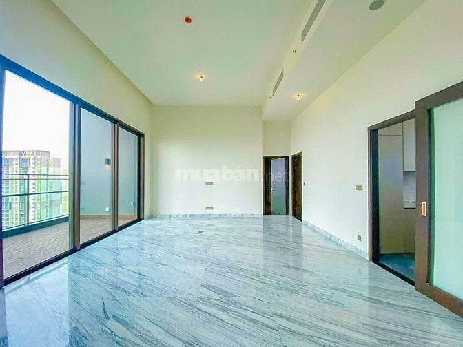 Bán hoặc cho thuê Căn hộ tại Define tầng cao gồm 4 phòng ngủ 325m2