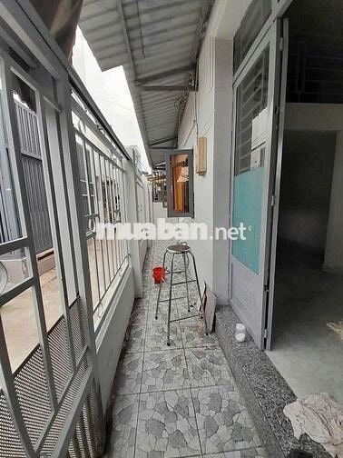 CHO THUÊ NHÀ 5X12 3PN 1WC HẺM 68 NGUYỄN VĂN TẠO CÓ GÁC MỚI ĐẸP
