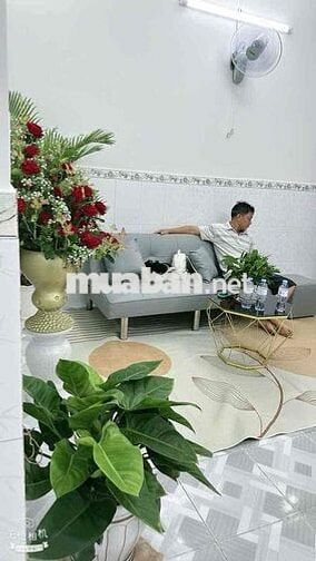 CHỈ 47860 CÓ NGAY CĂN NHÀ 3 pn 2 wc có sân phươi có thông giá hẻm ô to