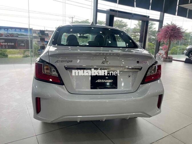 Mitsubishi Attrage Tự động chỉ cần 70 nhận xe