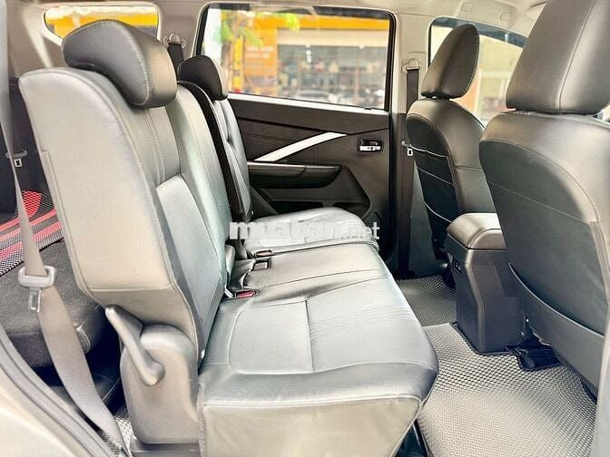 Mitsubishi Xpander 2024 Premium 1.5 AT - 42000 km