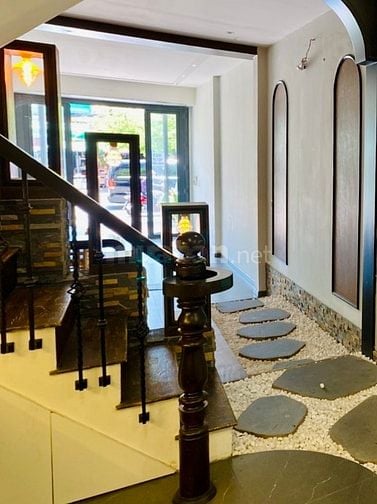 Chính chủ bán nhà mặt tiền Huỳnh Tấn Phát sổ hồng.