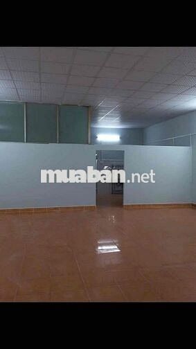 nhà trệt 8 x25 có 2pn sân để xe hơi trong nhà