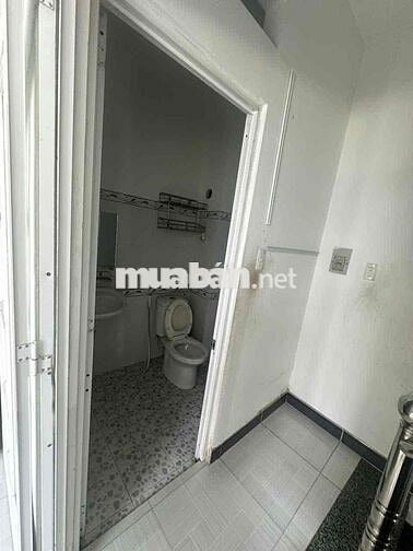 Cho Thuê nhà  gần KCX Tân Thuận , Quận 7 (3PN,4WC)