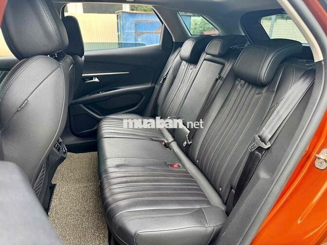 Peugeot 3008 2021 Allure - 54000 km